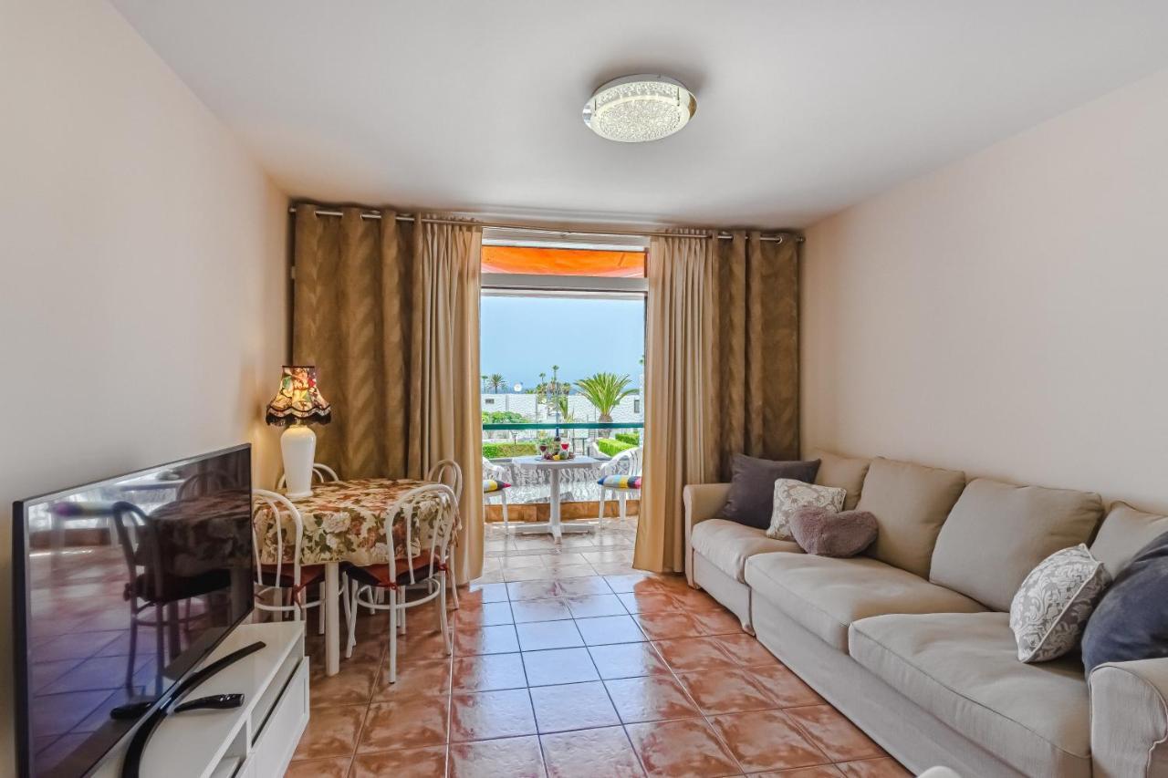 Apartment Apart America - 150 Meters From The Beach, Free Wi-Fi Arona  Kültér fotó