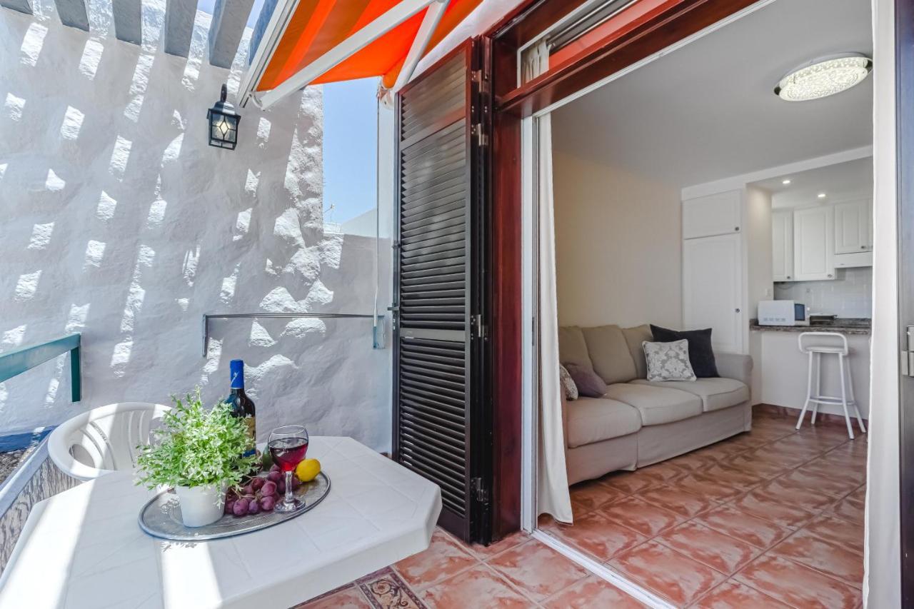 Apartment Apart America - 150 Meters From The Beach, Free Wi-Fi Arona  Kültér fotó